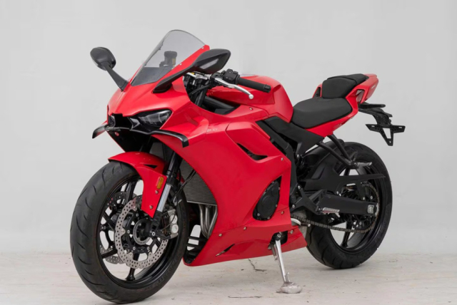 Kove 450RR 2026 moi toanh thiet ke ngau nhu Panigale ma gia thi mem nhu bun