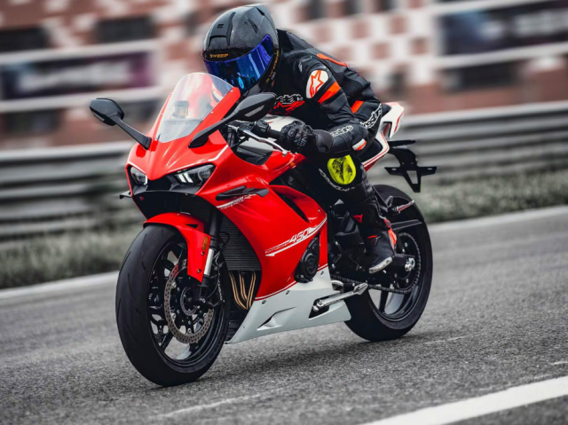 Kove 450RR 2026 moi toanh thiet ke ngau nhu Panigale ma gia thi mem nhu bun - 4