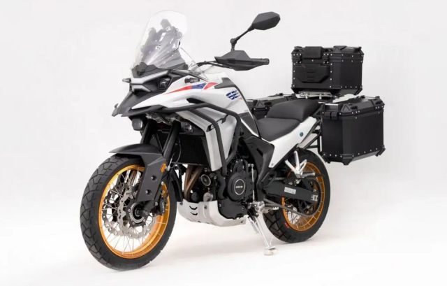 Kove 625X GT Ban sao GS voi dong co tu doi tac BMW - 4