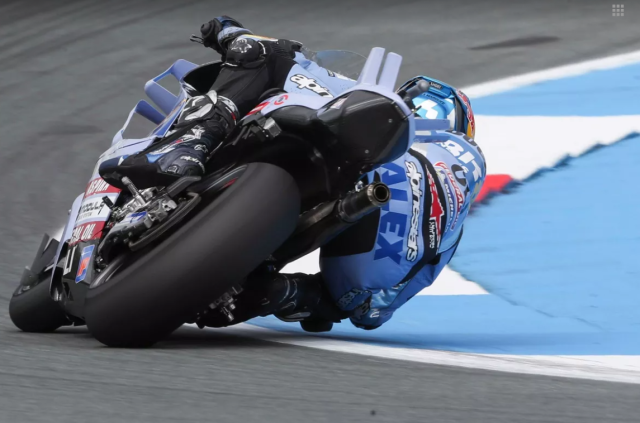 Marc Marquez va chien thang cam xuc tai Sprint Race MotoGP Ha Lan huynh de tuong tan nghet tho - 8
