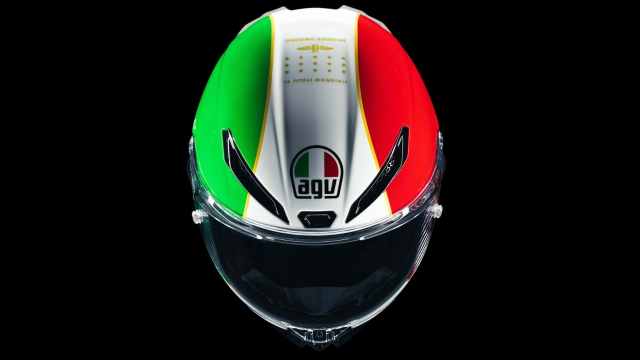 MV Agusta Superveloce 1000 Ago va bo trang phuc than thanh tu Dainese AGV - 5
