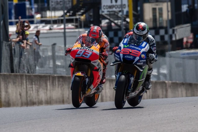 Nhung khoanh khac ron da ga tai GP Y khi cam xuc bung no tren duong dua Mugello Imola va Monza - 7