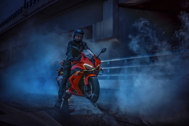 QJMotor SRK 800 RR Ke thach thuc moi tu Trung Hoa gia re bat ngo nhung khong he kem canh - 4
