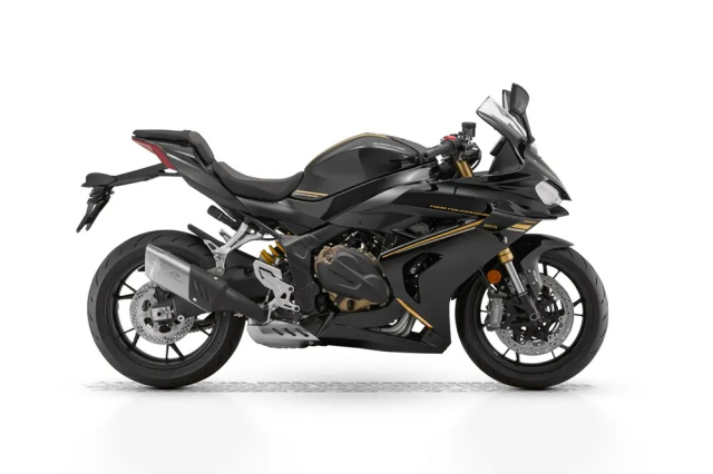 QJMotor SRK 800 RR Ke thach thuc moi tu Trung Hoa gia re bat ngo nhung khong he kem canh - 6