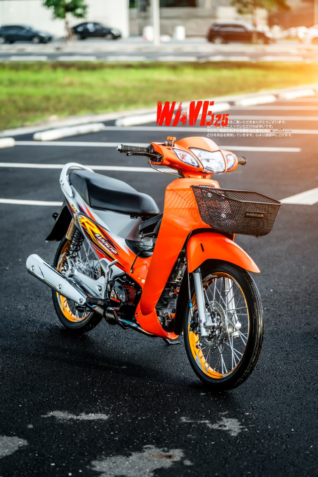 Wave 125 do tone cam bac Chien ma duong pho voi dan do choi hang hieu chat ngat - 8