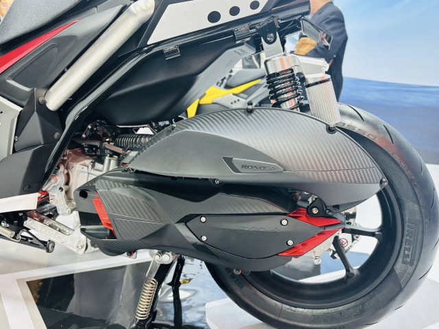 Yamaha Viet Nam khoe NVX 155 All New do het bai Khi hang vao cuoc choi dan do chi viec tram tro - 5