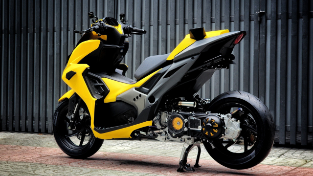 Yamaha NVX 155 All New do phong cach Sport Touring qua dep khien dan choi khong the lam ngo - 14