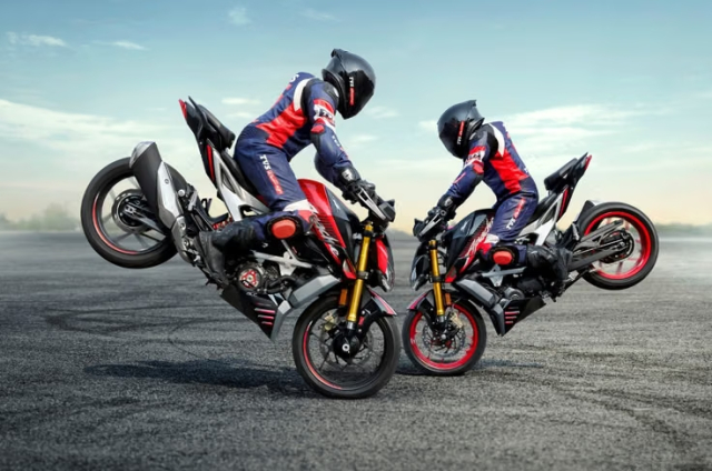 Apache RTR 310 2025 doi thu nang ky cua Yamaha MT03 trinh lang voi gia ban chi khoang 64 trieu Dong