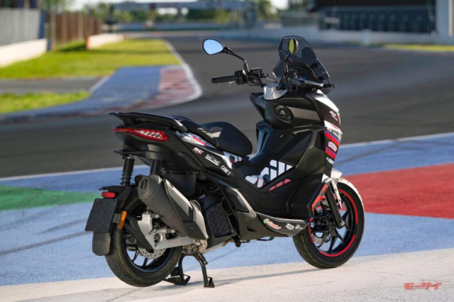 Aprilia SR GT 200 Replic 2026 dat chan den xu Hoa Anh Dao voi gia ban quy doi khoang 94 trieu Dong - 6
