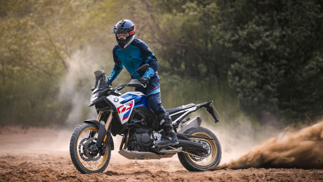 BMW Motorrad 2026 Nhung thay doi nho ma co vo khien anh em me xe phai de mat - 5