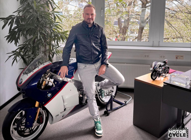 BMW va giac mo MotoGP se co mot Canh Chim Xanh Trang tren duong dua 850cc