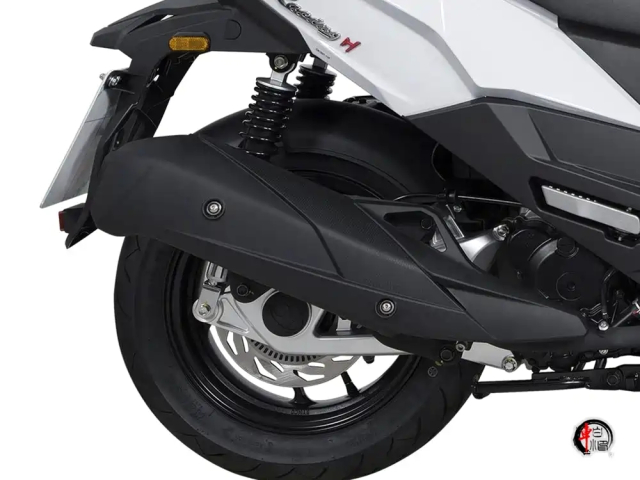 Choang ngop voi cong nghe tren Kymco Racing H150 Smart Edition 2025 co gia ban khoang 50 trieu Dong - 10