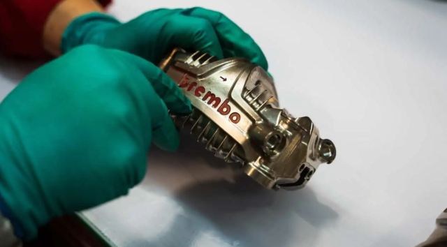 Day la nhung gi toi tham khao duoc tai Nha may dua Brembo sau mot cuoc dua MotoGP