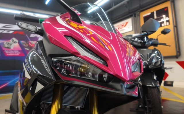 Hinh anh thuc te cua Honda CBR150R 2025 Phien ban Cop Manh thu duong pho gioi han chi 250 chiec