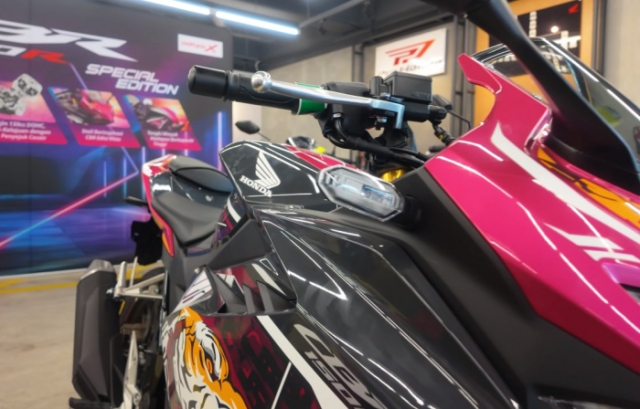 Hinh anh thuc te cua Honda CBR150R 2025 Phien ban Cop Manh thu duong pho gioi han chi 250 chiec - 5