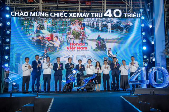 Honda Vision Dau an 40 trieu xe Mot cot moc tu hao mot hanh trinh dang nho cua Honda Viet Nam - 9