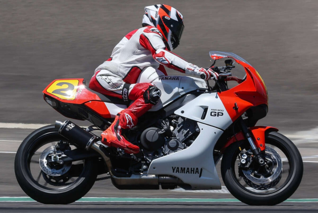 Huyen thoai Rainey cam lai chiec Yamaha XSR900 GP duoc trang bi YAMT - 7