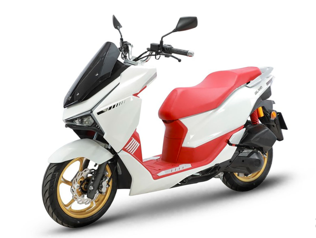 Island 160 doi thu moi cua PCX 160 vua ra mat o Indonesia voi gia ban rat hap dan