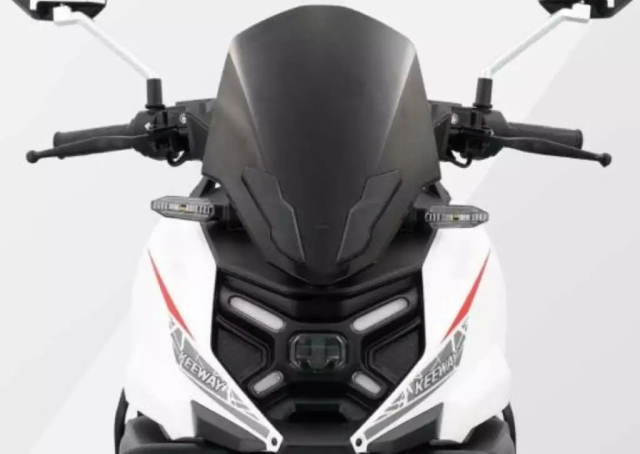 Keeway EZI XRoad Mau xe dien phieu luu co den pha giong BMW R1300 GS