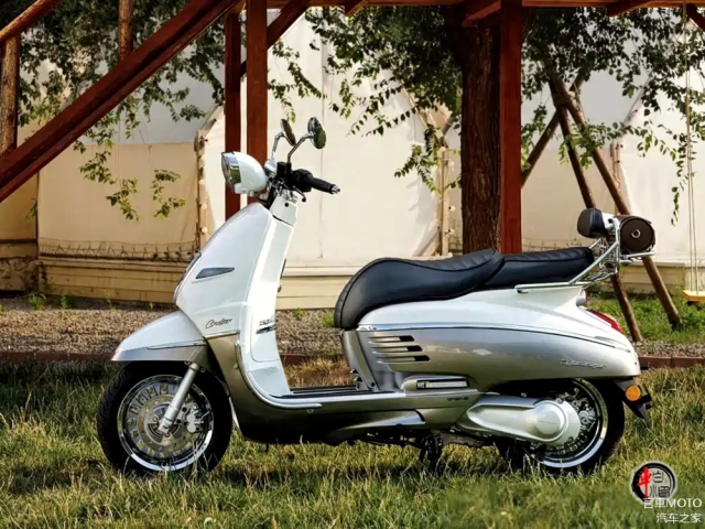 Kham pha Peugeot Django Cruiser 2025 Mau xe tay ga la ma chat trong phan khuc 150cc - 4