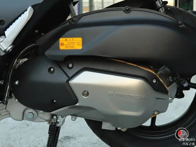 Kham pha Xun 150 Doi thu nang ky cua Honda PCX 160 co gia ban cuc re chi tu 38 trieu Dong - 6