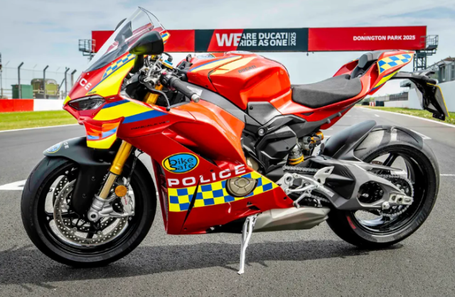 Khi sieu pham Y Panigale V4S khoac ao nghia vu vi cong dong