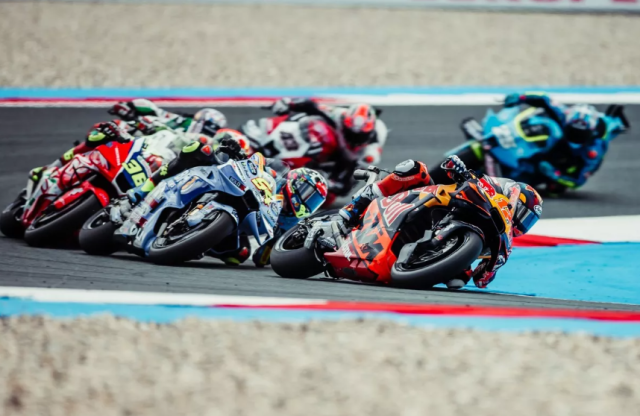 Liberty Media chinh thuc nam tay MotoGP Ky nguyen moi da bat dau