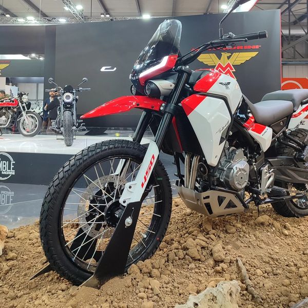 Moto Morini ALLTRHIKE Chiec adventure than thien cho moi hanh trinh da mo dat truoc tai Y - 5