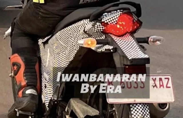 Nhung hinh anh dau tien cua Suzuki Satria 150 All New lo dien khi dang chay thu nghiem