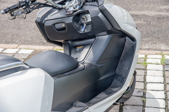 Soi ve qua khu Kham pha du thuyen tren can Yamaha Maxam Ga khong lo mo loi cho ca mot thoi dai - 21