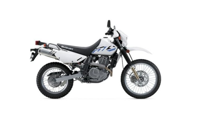 Suzuki DR650S 2026 chiec xe bat tu cua nhung tam hon ua kham pha