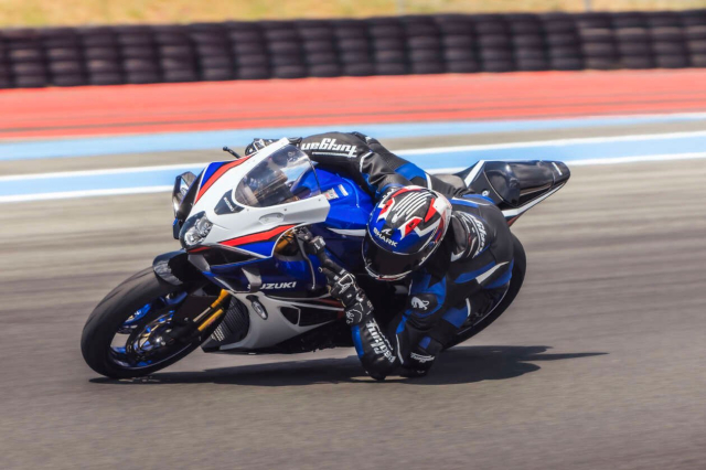 Suzuki GSXR1000R M6 2026 Hoi sinh huyen thoai tinh hoa bon thap ky dinh cao - 24