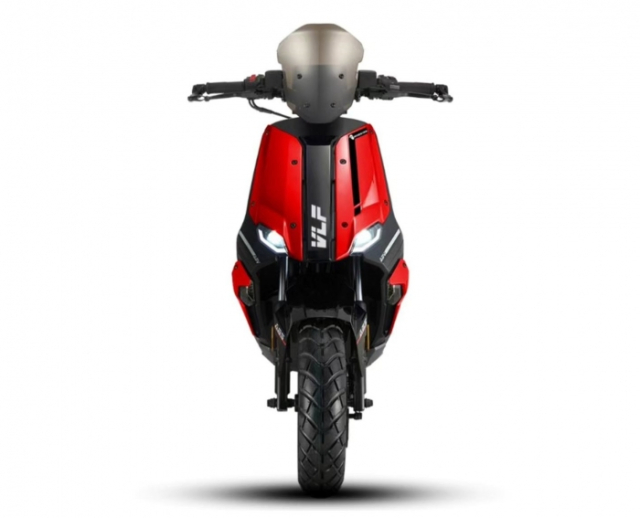 Tim hieu VLF Mobster Mau xe tay ga di biet voi doi mat nhu BMW S1000RR