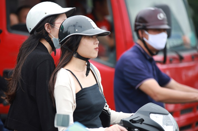 Toa dam Hiem hoa tu mu bao hiem va phu tung xe may gia Tieng chuong canh bao cho nguoi tieu dung - 3