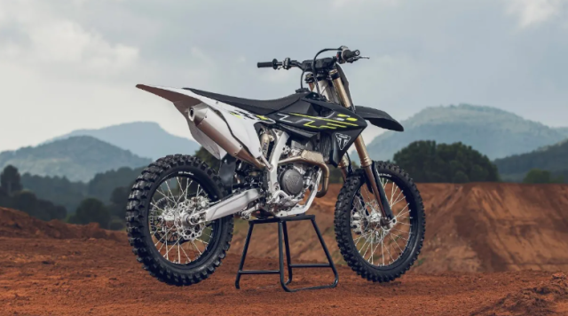 Triumph TF 250X 2026 Manh me hon thong minh hon va san sang bung no duong dua
