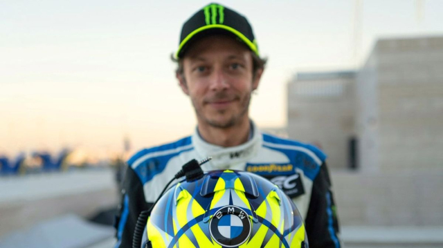 Valentino Rossi va hieu ung tan vo tai British GP 2025 Khi con so khong biet noi doi - 5