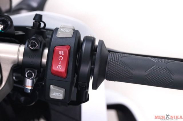 Voge RR500S Cuoc choi moi cua xe Trung Quoc da san sang thach thuc - 6