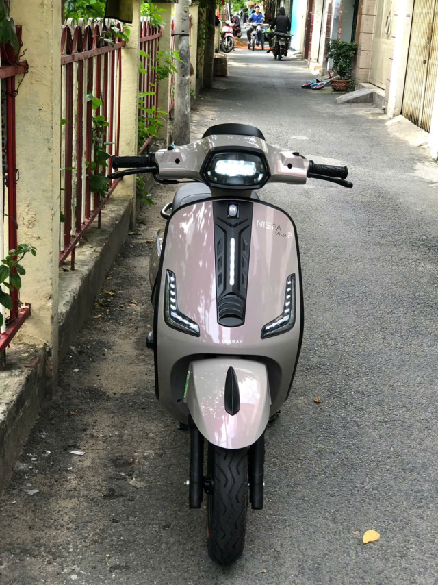 Xe ga 50cc cho hoc sinh cap 3 re tiet kiem xang ben theo nam thang - 3