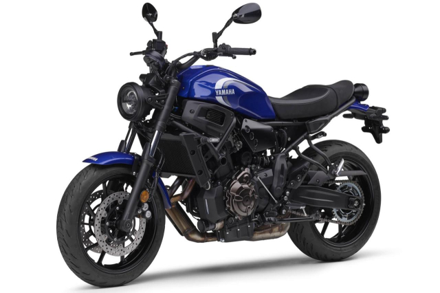 Yamaha XSR700 ABS 2025 Trai tim co dien trong lop ao moi anh em dam me dung bo lo - 4