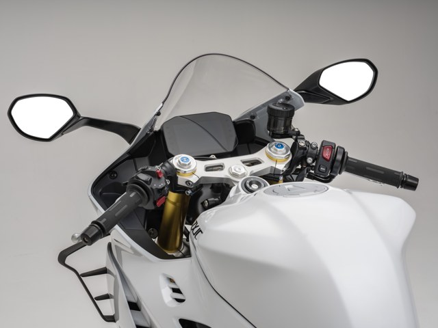 ZXMoto 500 RR Lan gio moi trong phan khuc Sportbike 4 xylanh tam trung - 4