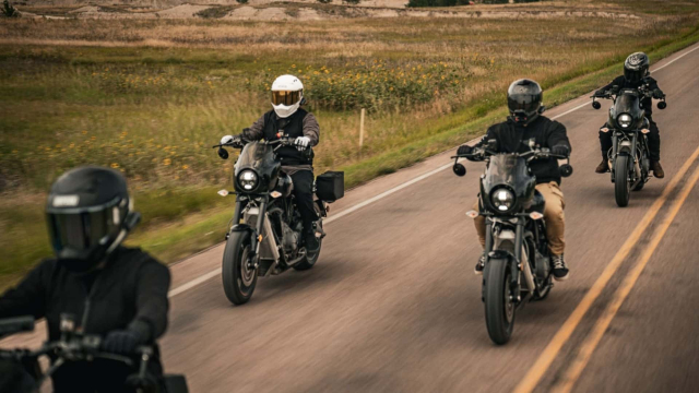 Buell Motorcycles da tro lai va mau xe Super Cruiser cua hang co the se som ra mat