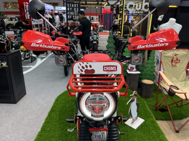 Can canh phien ban dac biet Honda CT125 CHUMS vua ra mat voi so luong gioi han chi 300 chiec - 4