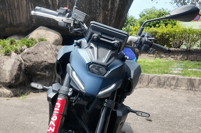 Danh gia Yamaha MT07 2025 Nguoi ban duong nang cap toan dien voi YAMT tu dong - 4