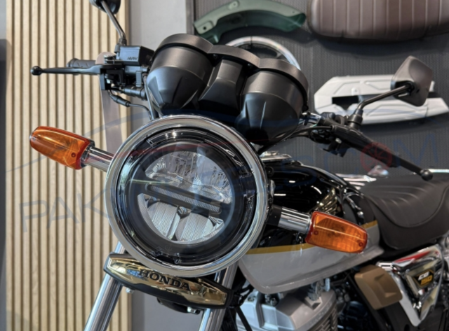 Honda CG150 hoan toan moi vua ra mat Da co tin sap ve Viet Nam voi gia khoang 69 trieu Dong