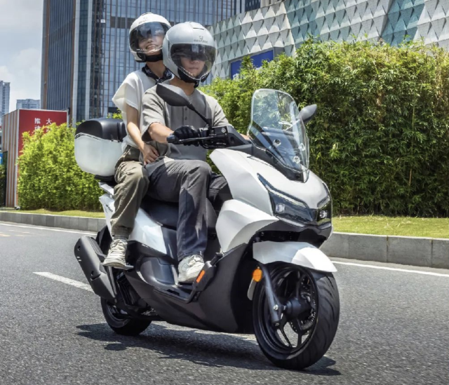 Honda NWT150 Phien ban PCX san phang vua duoc ra mat co ca Radar hanh trinh xin so - 6
