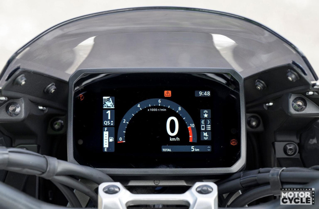 Honda ra mat CB1000F CB1000F SE Hoi tho moi thay the huyen thoai CB1300 tai Nhat - 4