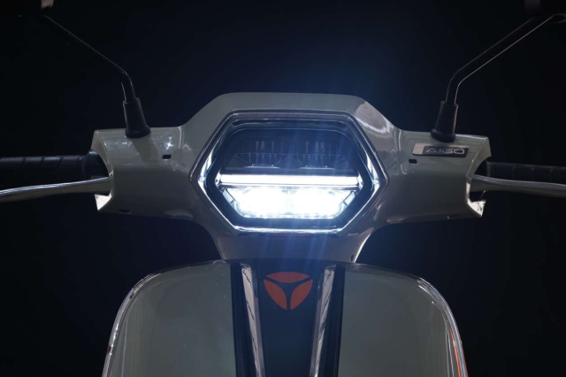 Kham pha Yadea RS20 2026 vua ra mat o Malay voi gia ban ngang ngua Honda ICON e co gi