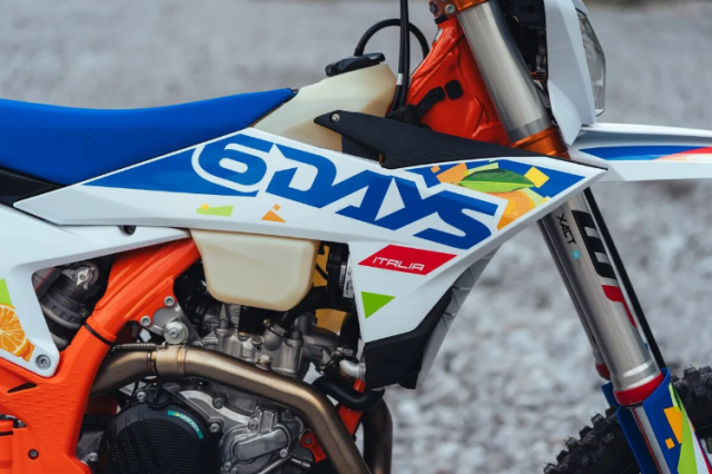 KTM ra mat 5 mau xe EXC 6DAYS 2026 cuc cuon - 5