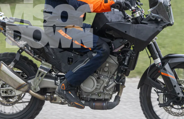 Lieu mau xe KTM hang trung moi nay co thay the cho 390 Adventure khong