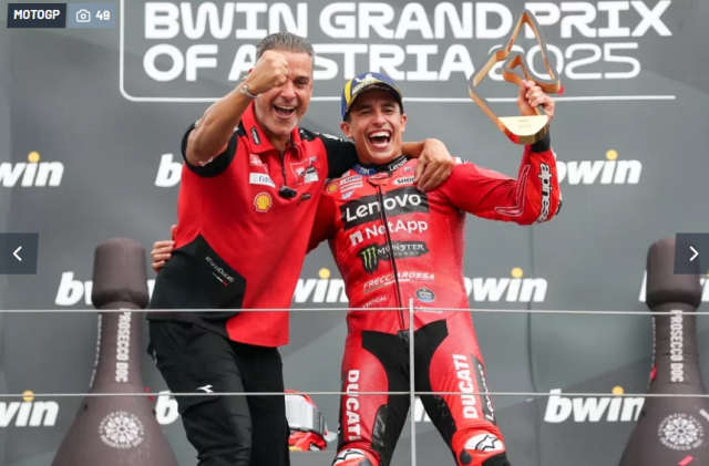 MotoGP Ao Marc Marquez lai lam chu san khau Bezzecchi hut hoi Aldeguer bung no - 4